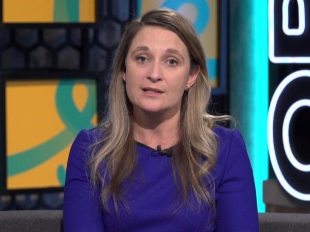 Optus CEO Kelly Bayer Rosmarin addresses customers in a video. Source: Supplied.