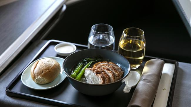 The food is delicious and Cathay Pacific has partnerships with landmark restaurants.