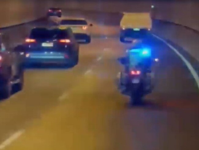 Vision of the police escort. Photo: Fox Sports