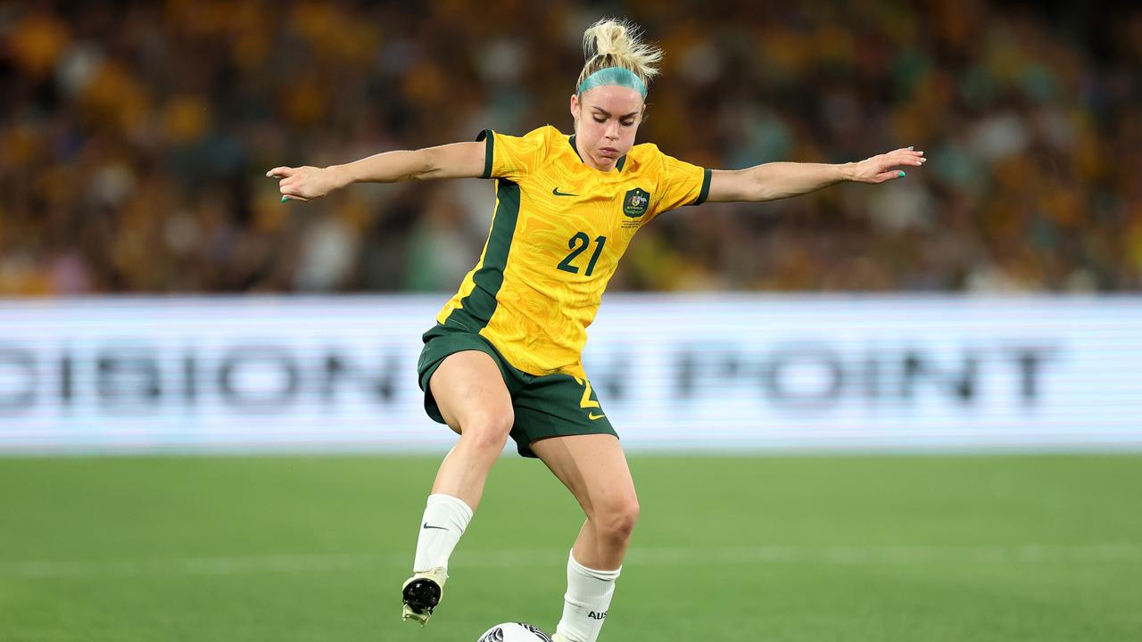 Ellie Carpenter says she’ll ‘run through a brick wall’ for the injury-hit Matildas when they face Mexico on Wednesday in Dallas. Picture: Robert Cianflone / Getty Images