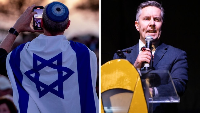 Mark Butler, right, addressing a vigil in Sydney's eastern suburbs on Monday night. Picture: NewsWire / Monique Harmer / Jeremy Piper