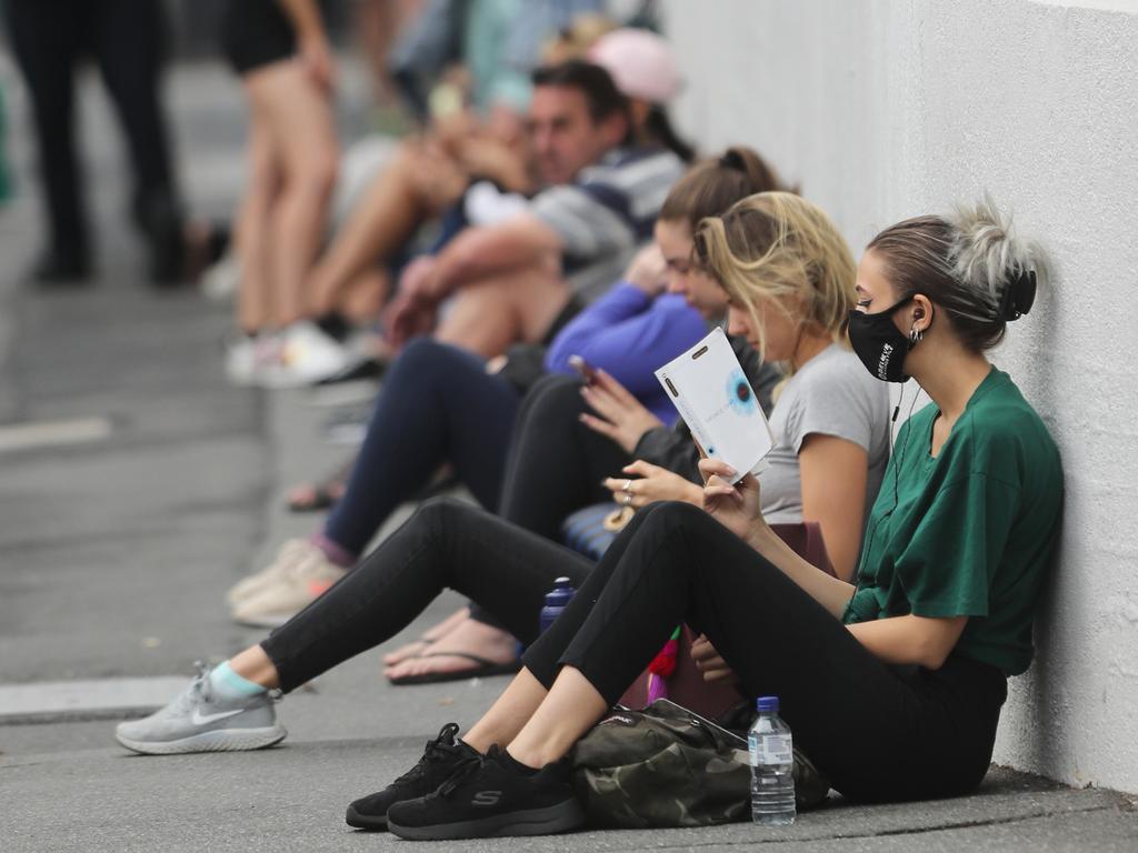 Lines stretched outside Brisbane’s Fortitude Valley Centrelink too. Picture: Peter Wallis