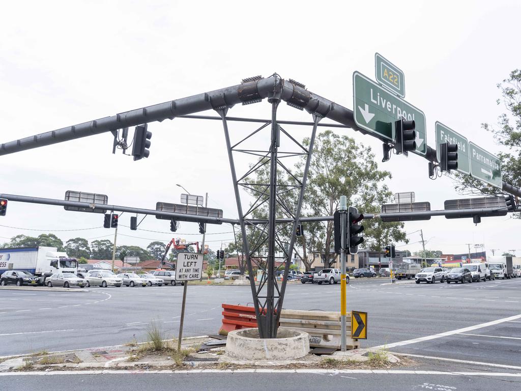 Meccano set top traffic lights