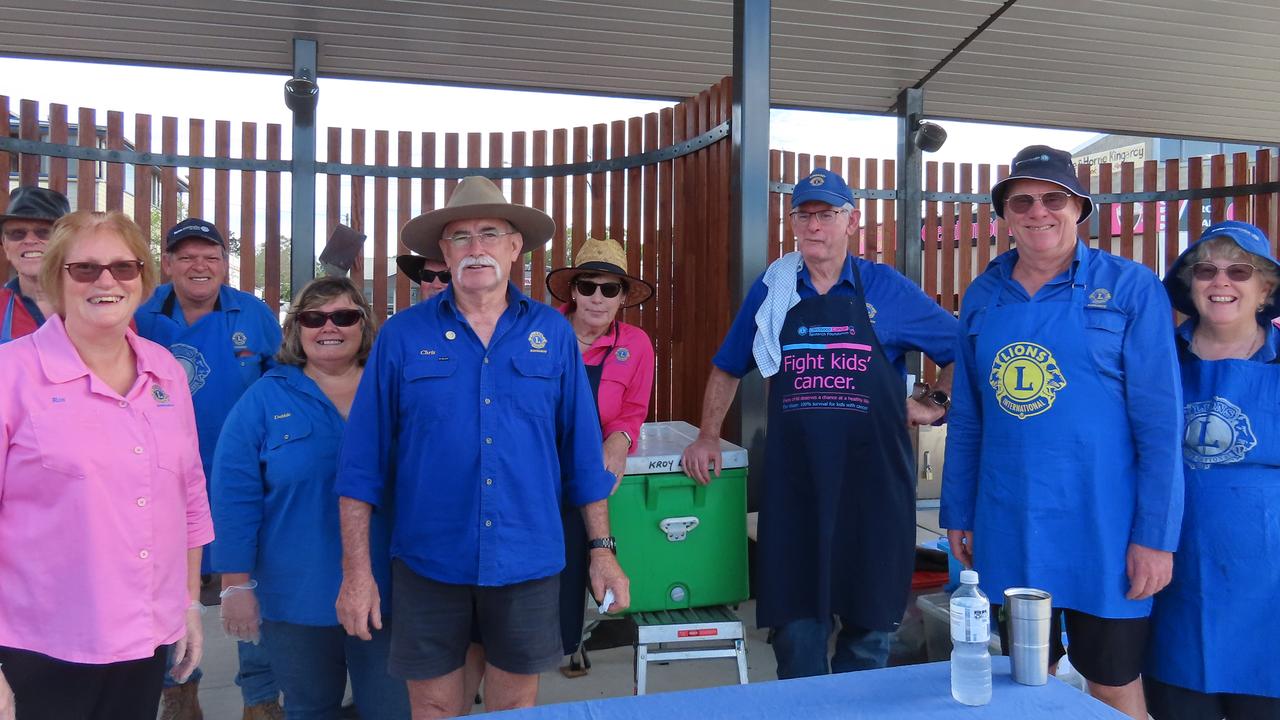 Tony, Stephen, Steven, Scott, Malcolm, Roz, Glenda, Deb, Tim, Leonie, Chris, Bernadette from the Kingaroy Lions Club.