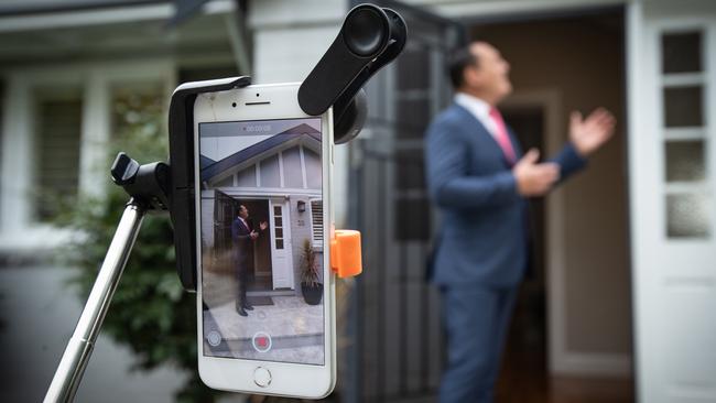 Open inspections in the virtual world quickly became a norm in real estate during the pandemic – but augmented reality now allows home builders to walk through their dwelling before it even exists. Picture: AAP Image/Julian Andrews