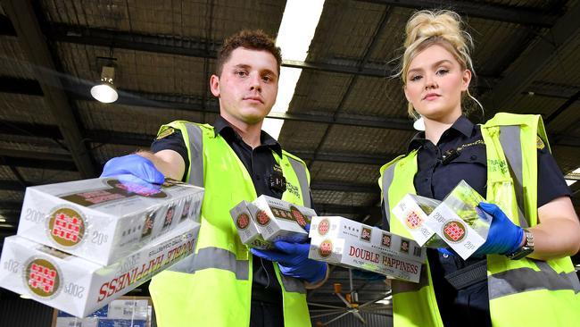 Flynn Ramsay and Rachael Lawrence. ABF Container Examination Facility (CEF). Picture: John Gass