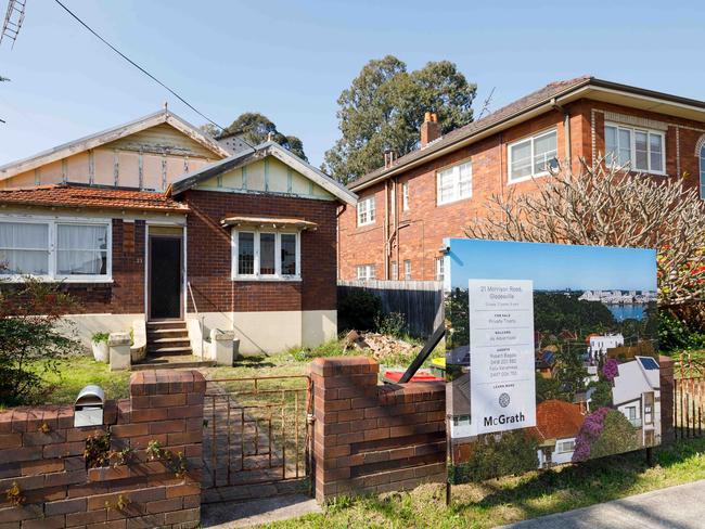 SYDNEY, AUSTRALIA - NewsWire Photos SEPTEMBER 14 2023. Generic housing & real estate house generics. Pic shows a typical suburban brick house for sale in Gladesville. Picture: NCA NewsWire / Max Mason-Hubers