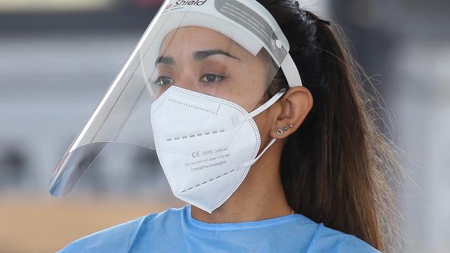 SYDNEY, AUSTRALIA - NewsWire Photos, JANUARY 24 2022: Health Professionals are seen working at the Haberfield Covid testing site in the inner West in Sydney. Picture: NCA NewsWire /Gaye Gerard