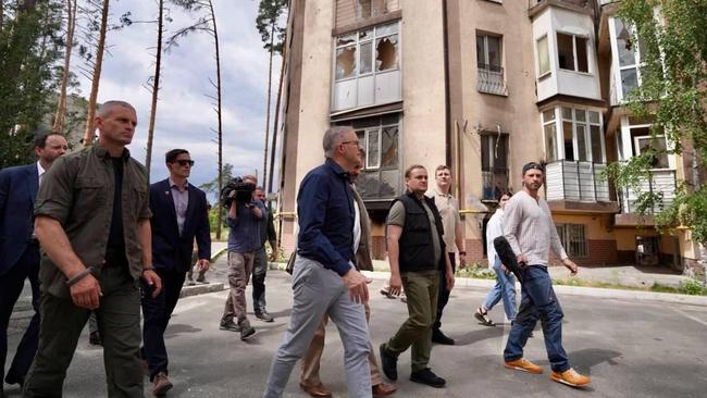 Anthony Albanese visits Kyiv. Picture: Facebook / Oleksiy Volodymyroyvch Kuleba