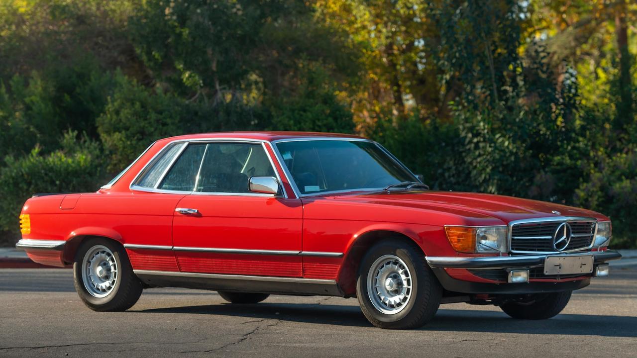 The late Argentinian soccer superstar Diego Maradona’s 1980 Mercedes-Benz 450SLC is up for auction.