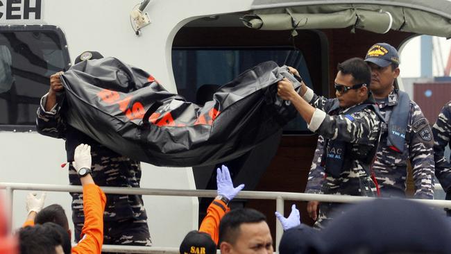 Search and rescue personnel worked through the night to find victims of the Lion Air plane crash in Indonesia. Picture: AP