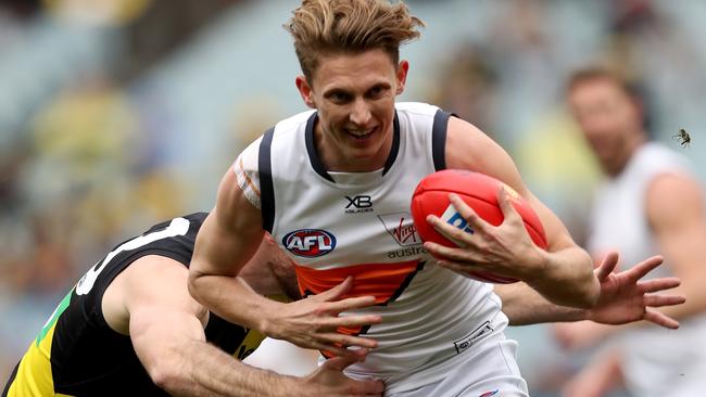 Lachie Whitfield of the Giants in action against Richmond.