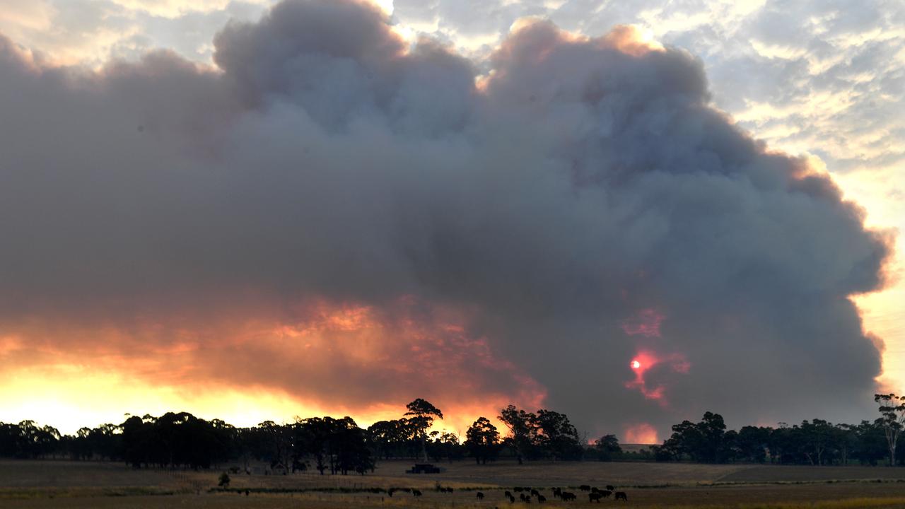 The sunset view from Echunga Rd. Picture: Tricia Watkinson