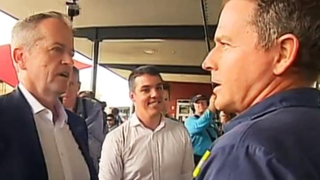 Bill Shorten chats to the Gladstone Ports subcontractor in the moment that sparked the controversy.