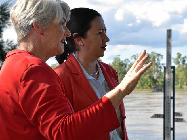 FLOOD PRONE: Rockhampton mayor Margaret Strelow and Queensland Premier Annastacia Palaszczuk stand next to the flood marker during the last major Fitzroy River flood event in 2017.