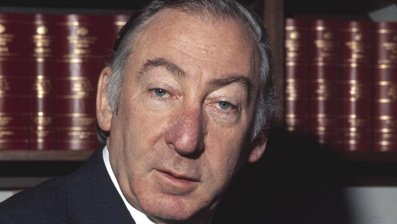 Lionel Murphy right to dodge the witness box Ian Barker QC