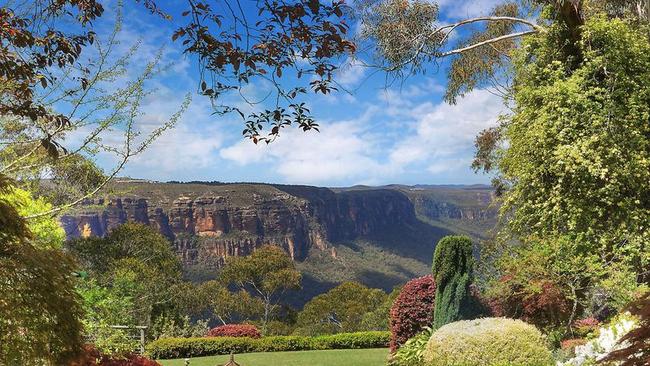 A sublime Blue Mountains view.