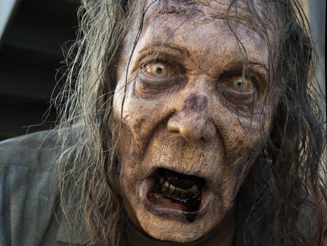 Walker - EP Greg Nicotero doing double duty as a walker The Walking Dead _ Season 6, Episode 3 - Photo Credit: Gene Page/AMC