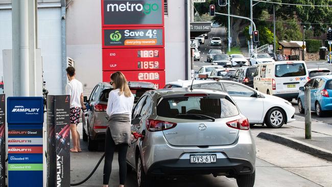 Petrol prices have fluctuated wildly in recent months. Picture: NCA NewsWire / Flavio Brancaleone