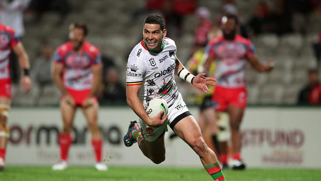 SYDNEY, AUSTRALIA - JULY 30: Cody Walker of the Rabbitohs scores a try during the round 12 NRL match between the St George Illawarra Dragons and the South Sydney Rabbitohs at Netstrata Jubilee Stadium on July 30, 2020 in Sydney, Australia. (Photo by Cameron Spencer/Getty Images)