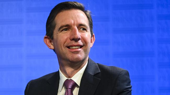 Trade Minister Simon Birmingham: ‘There is no taxpayer support for the airfares or quarantine costs international students.’ Picture: AAP