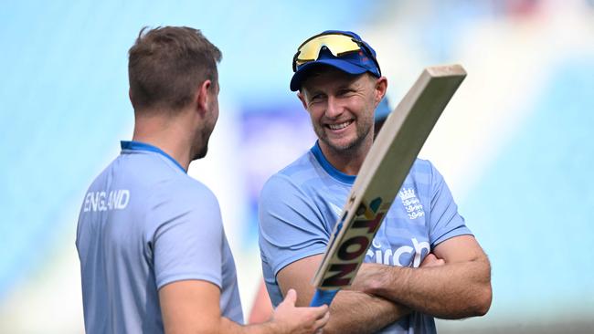 Joe Root (R) has landed a three-year deal. Picture: AFP