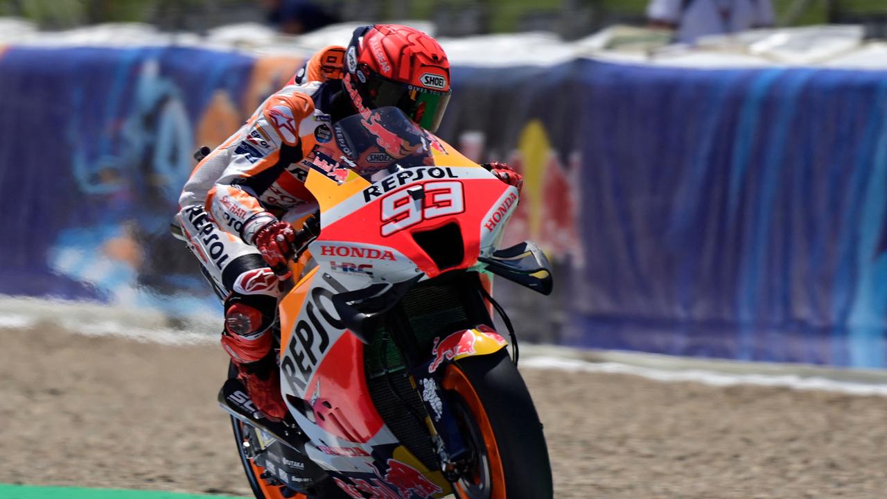 Honda Spanish rider Marc Marquez rides during the qualifying session of the MotoGP Spanish Grand Prix at the Jerez racetrack in Jerez de la Frontera on April 30, 2022. (Photo by JAVIER SORIANO / AFP)