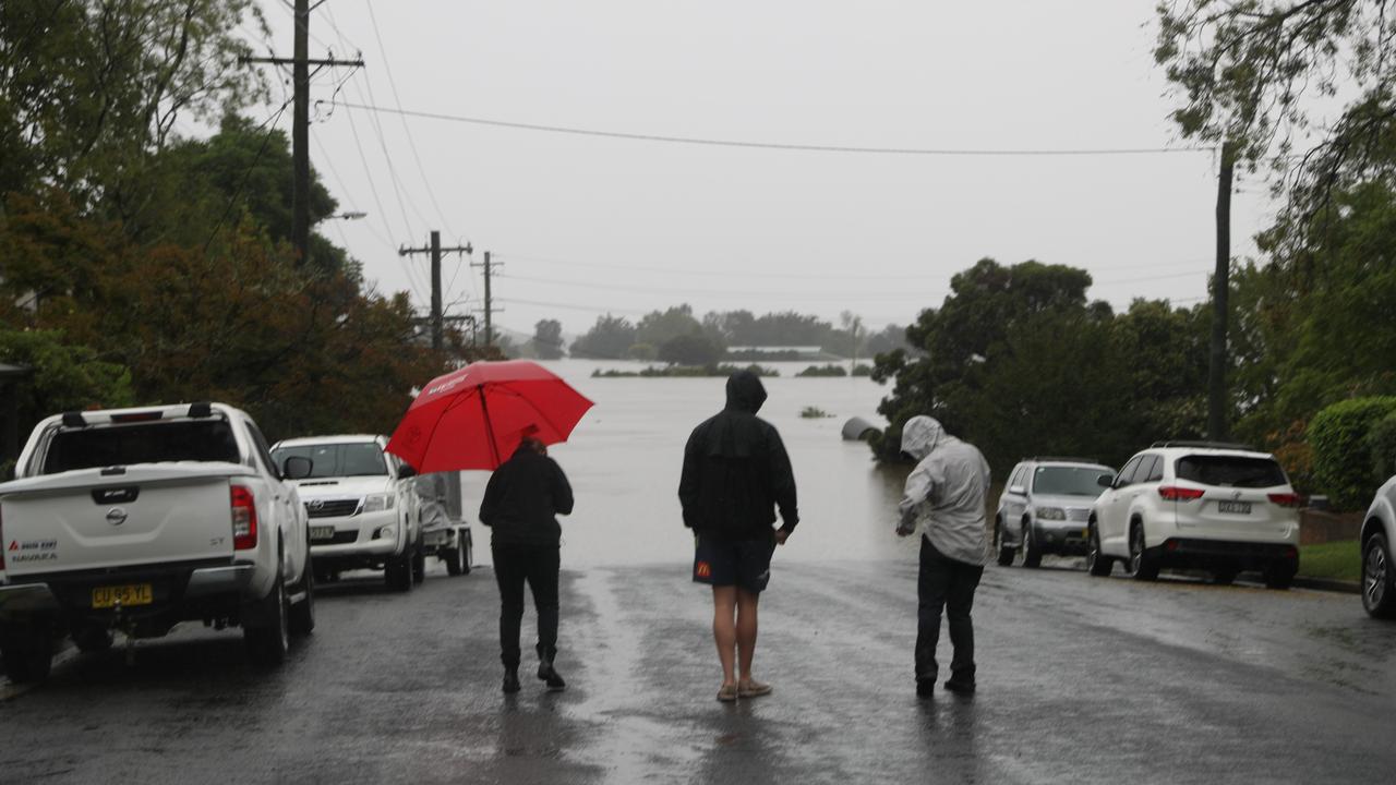 Residents of North St, Windsor have started evacuating. Picture: John Grainger