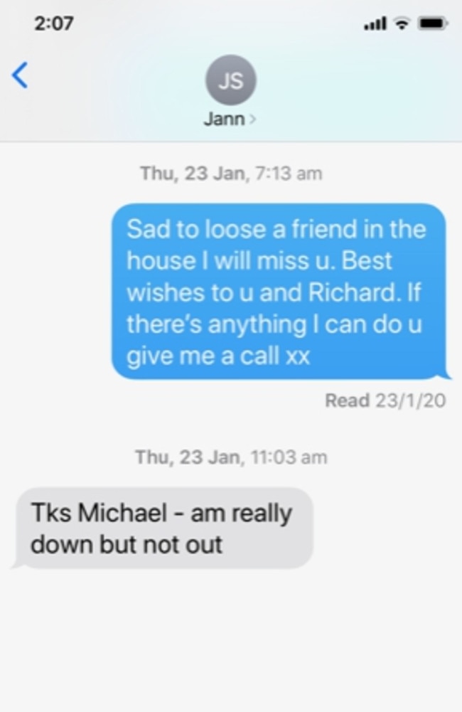 The SMS exchange between Michael Hart and Jann Stuckey.