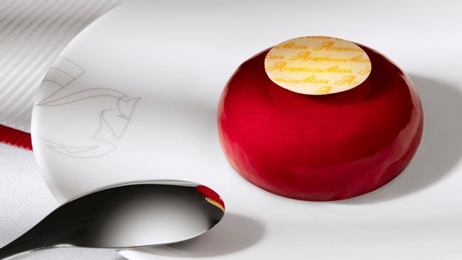 Raspberry dessert by Angelo Musa for the La Première cabin in Air France. Picture: Air France.