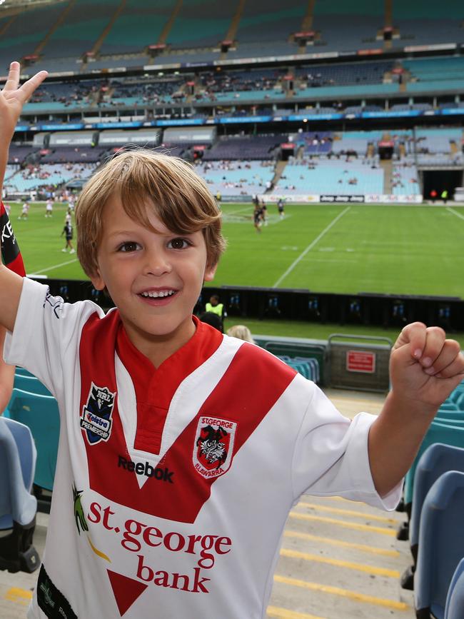 Noah Fien as a child when his dad played for the DRagons. Now he is a Redcliffe under 16 player..