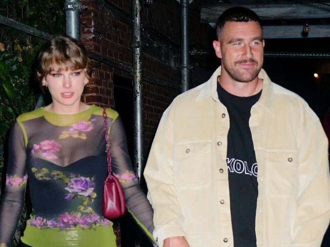 NEW YORK, NEW YORK - OCTOBER 15: Taylor Swift and Travis Kelce have dinner at Waverly Inn on October 15, 2023 in New York City. (Photo by Gotham/GC Images)