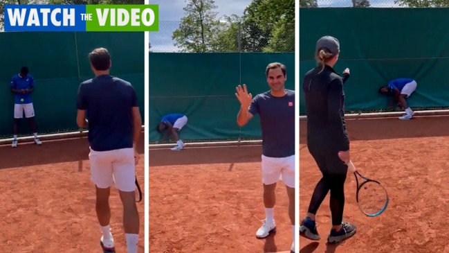 Federer's ballsy blooper during practice with Monfils and Svitolina