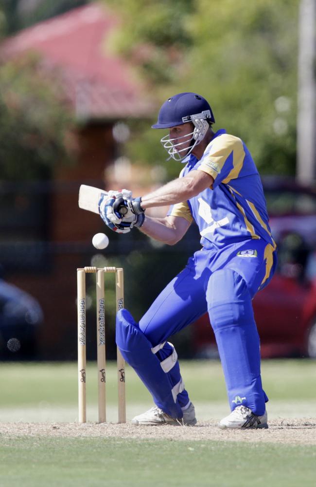 Luke Wintle went past 800 runs for Noble Park.