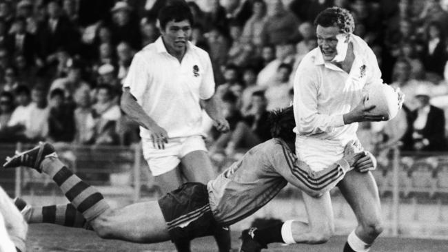 England fullback Jon Webb, right, is tackled by Wallabies no.15 Roger Gould during the 1987 Rugby World Cup. Picture: AP