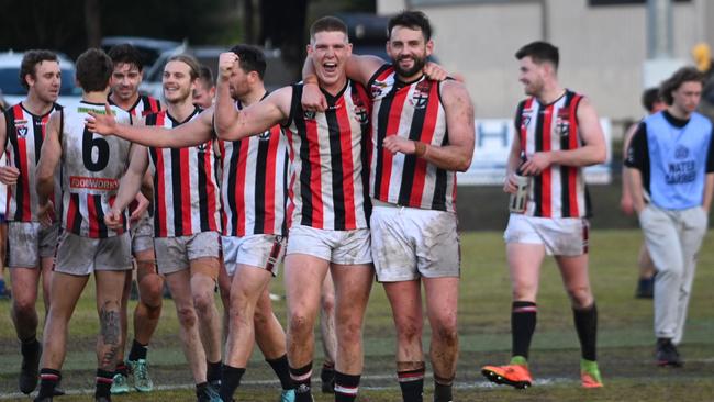 Into the big dance: Alexandra players celebrate making the grand final. Picture: Michelle Jack