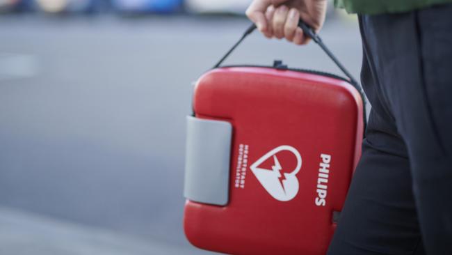 A Toowoomba childcare centre is offering to donate more than $20,000 worth of defibrillators.