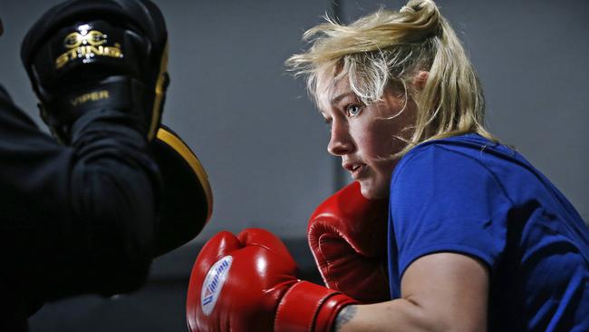 Tayla Harris prepares for her fight against Janay Harding. Picture: David Caird