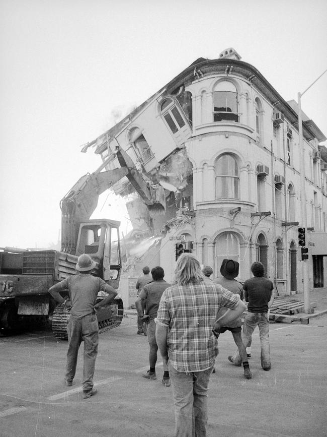 Not a Pell metaphor but the Belle Vue Hotel in 1979. 