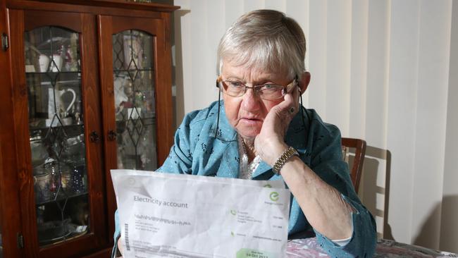 Woy Woy Pensioner Wilhelmina Woods says her power bills have risen astronomically , even though her power use hasn't changed. Monday 2nd October 2017 (AAP image / Mark Scott )