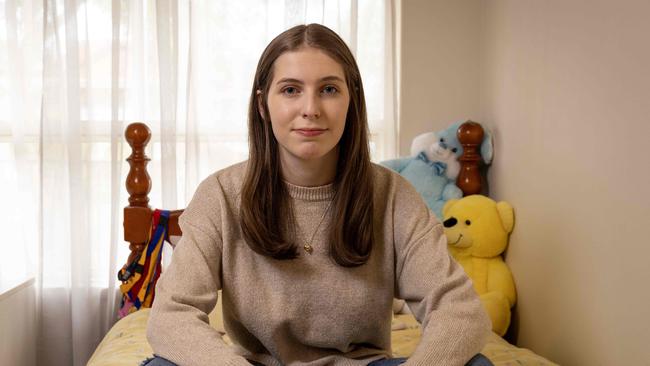 15-year-old Leah Manders was bullied so badly at Mitcham Girls High that she had to spend time on a psych ward and is now doing distance education. Picture: Kelly Barnes