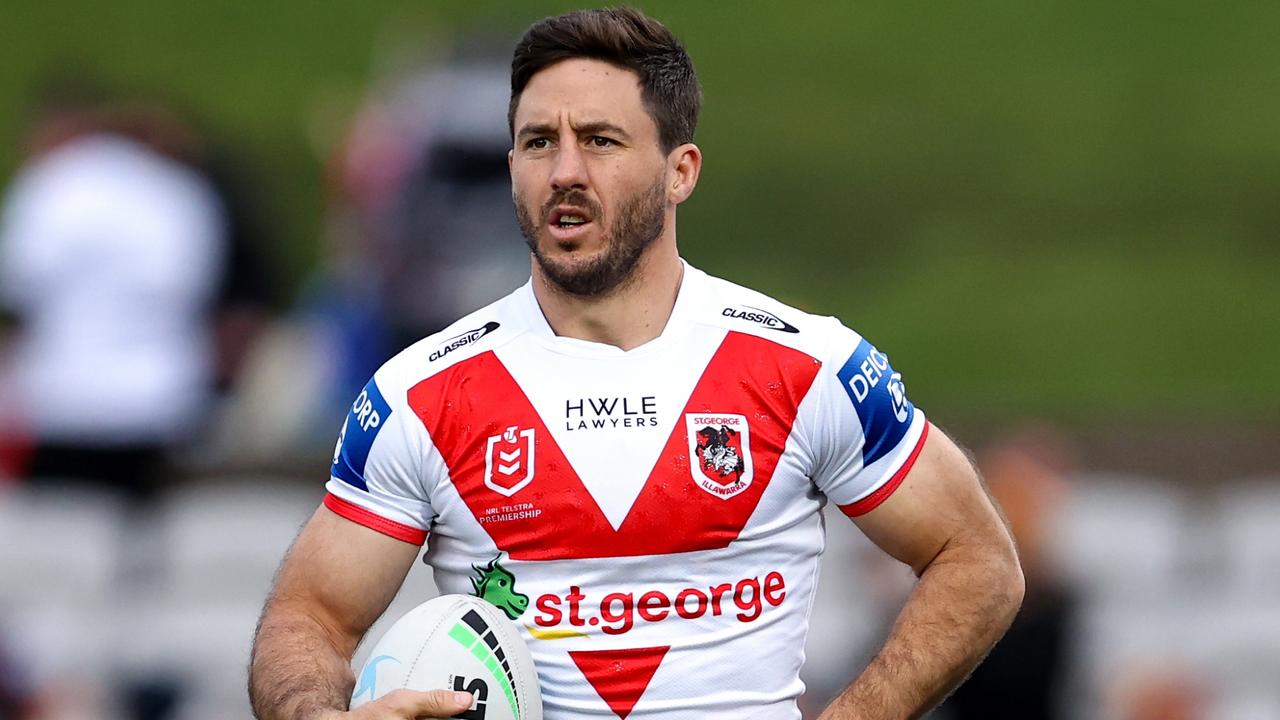 Ben Hunt of the Dragons warms up prior to the round 25 NRL match between the St George Illawarra Dragons and the Brisbane Broncos at Netstrata Jubilee Stadium, on September 03, 2022, in Sydney, Australia. (Photo by Brendon Thorne/Getty Images)