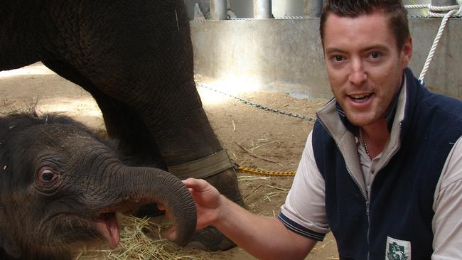 McGhie was popular keeper who helped zoo elephant Dokkoon during pregnancy and birth.