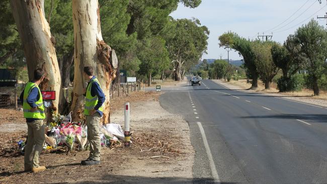 Crash investigators attending the scene at Nuriootpa on Monday. Picture: Jason Katsaras