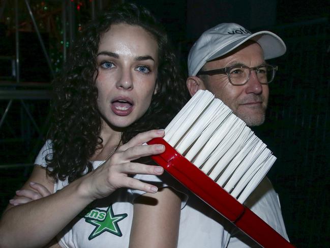 BRISBANE, AUSTRALIA. NewsWire Photos. APRIL 24 , 2025. Greens Leader Adam Bandt with influencer Abie Chatfield before he  DJÃs at The Brightside in Fortitude Valley.Picture: NewsWire/ Glenn Campbell