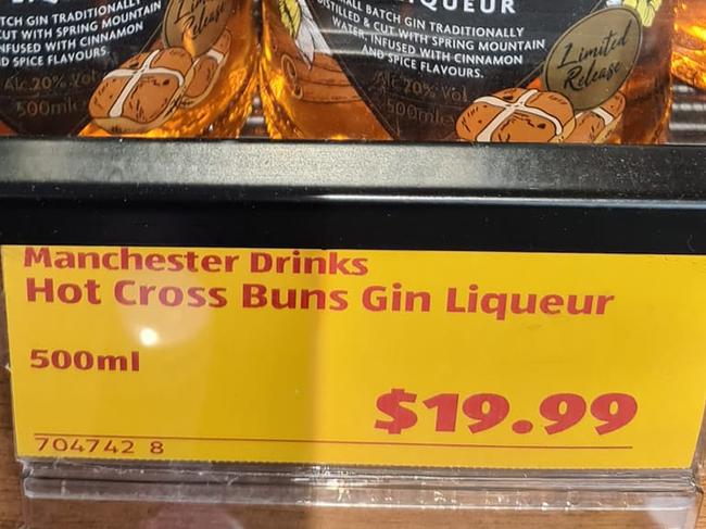 Aldi’s $20 Hot Cross Bun Gin sparks shopper frenzy for Easter. Picture: Facebook/AldiMums