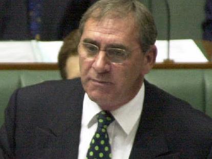 JUN 22 2000 - John Fahey, fed min for finance and acting treasurer during Question/Time in Parliament. PICMICHAEL/JONES  headshot pm john howard (L)