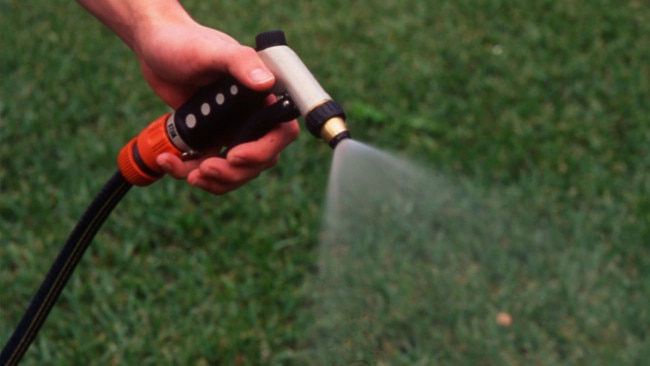 Garden guide: How to avoid kinked hoses
