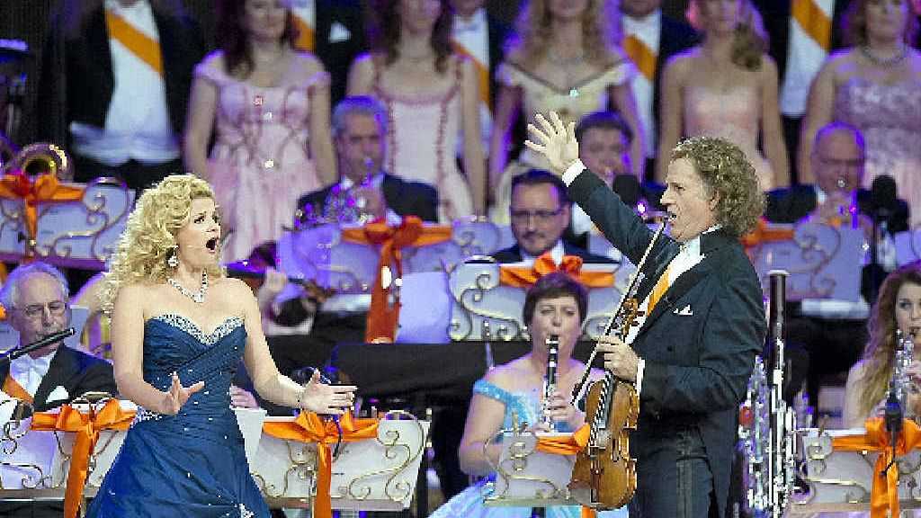 ON SONG: Mirusia Louwerse and Andre Rieu at last year’s concert in the Netherlands.