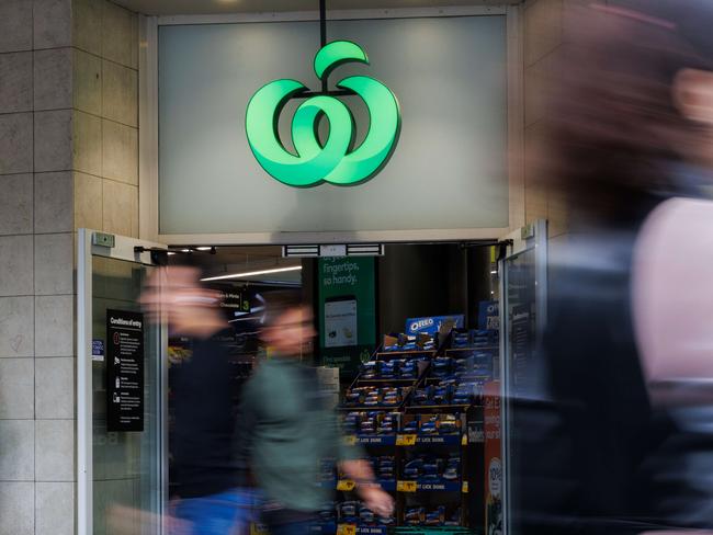 SYDNEY, AUSTRALIA - NewsWire Photos MAY 10 2024. GENERIC. Economy, cost of living, budget, shopping, supermarket, groceries. Exterior of the Woolworths Town Hall. Picture: NCA NewsWire / Max Mason-Hubers